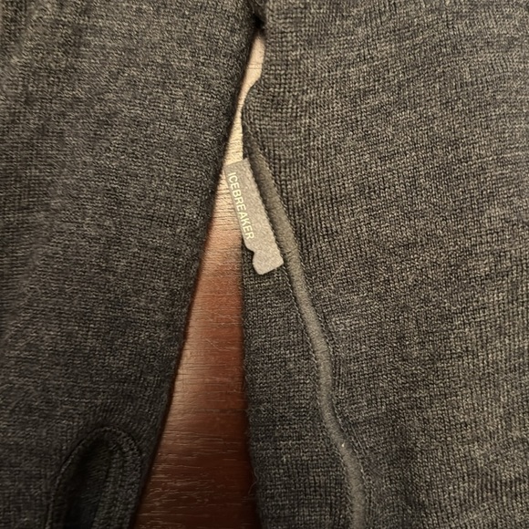 Icebreaker Merino gray men’s half zip sweater size medium (note pics) - Picture 4 of 7